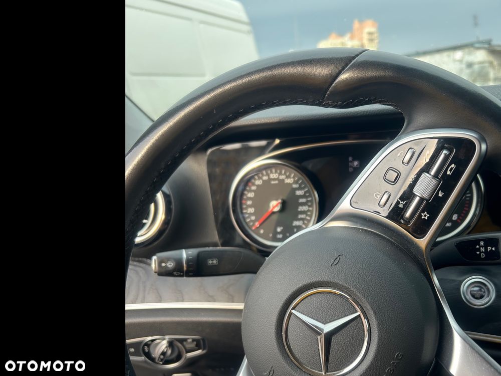 Mercedes-Benz Klasa E 220 d 9G-TRONIC - 5