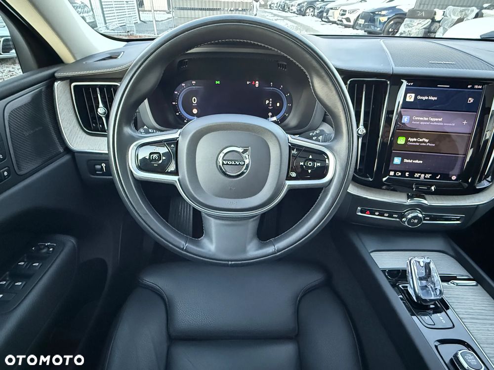 Volvo XC 60 B4 D AWD Geartronic Inscription - 37