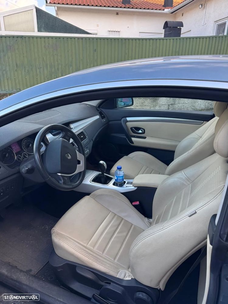 Renault Laguna Coupe - 5