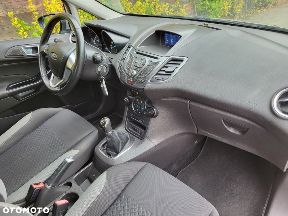 Ford Fiesta - 13