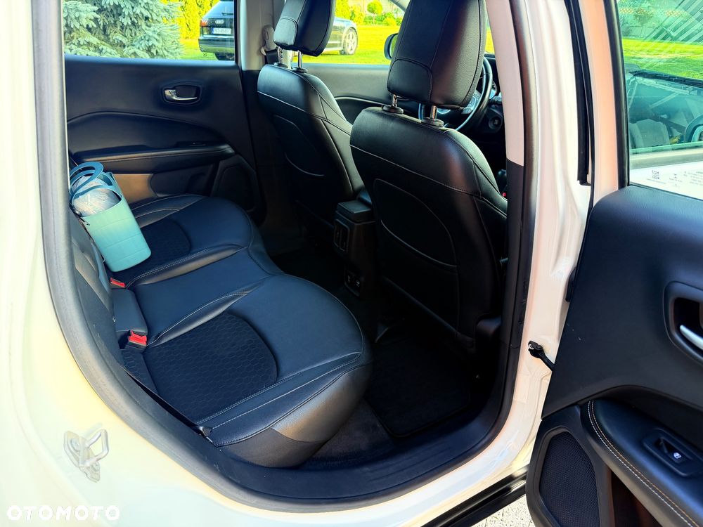 Jeep Compass 1.3 TMair Night Eagle FWD S&S DDCT - 11