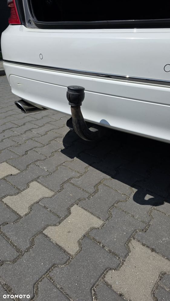 Mercedes-Benz Klasa C 220 CDI DPF Automatik BlueEFFICIENCY Avantgarde - 18