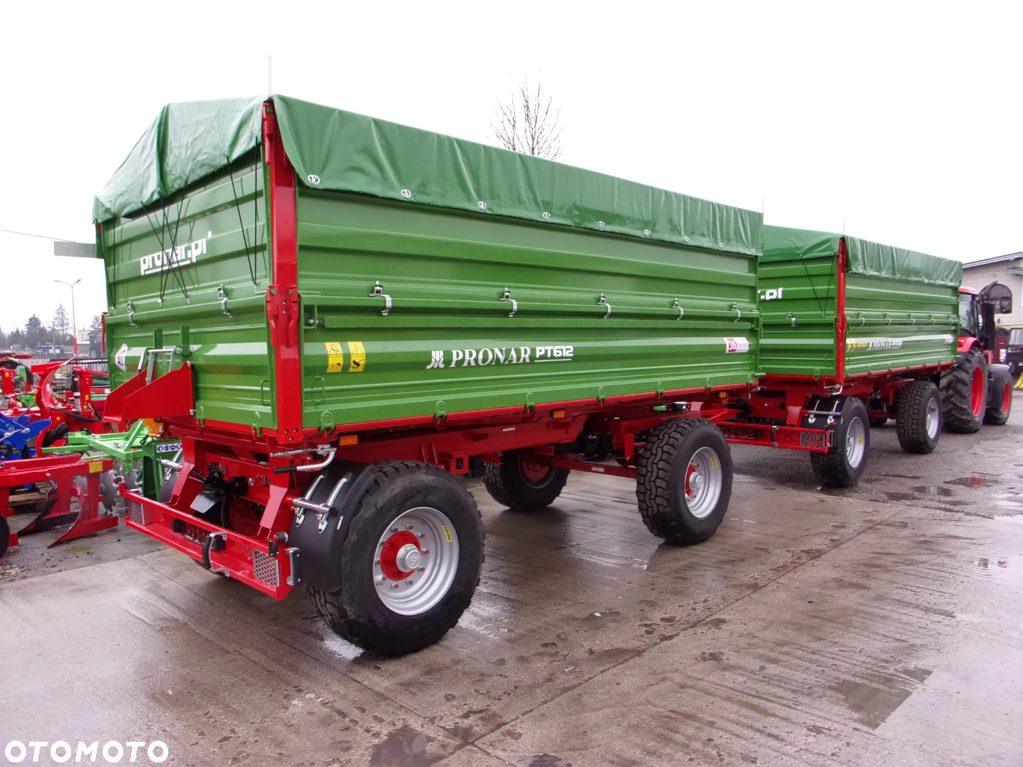 Pronar Przyczepa dwuosiowa PT612 - 12 ton wywrotka z trójstronnym wywrotem - 11