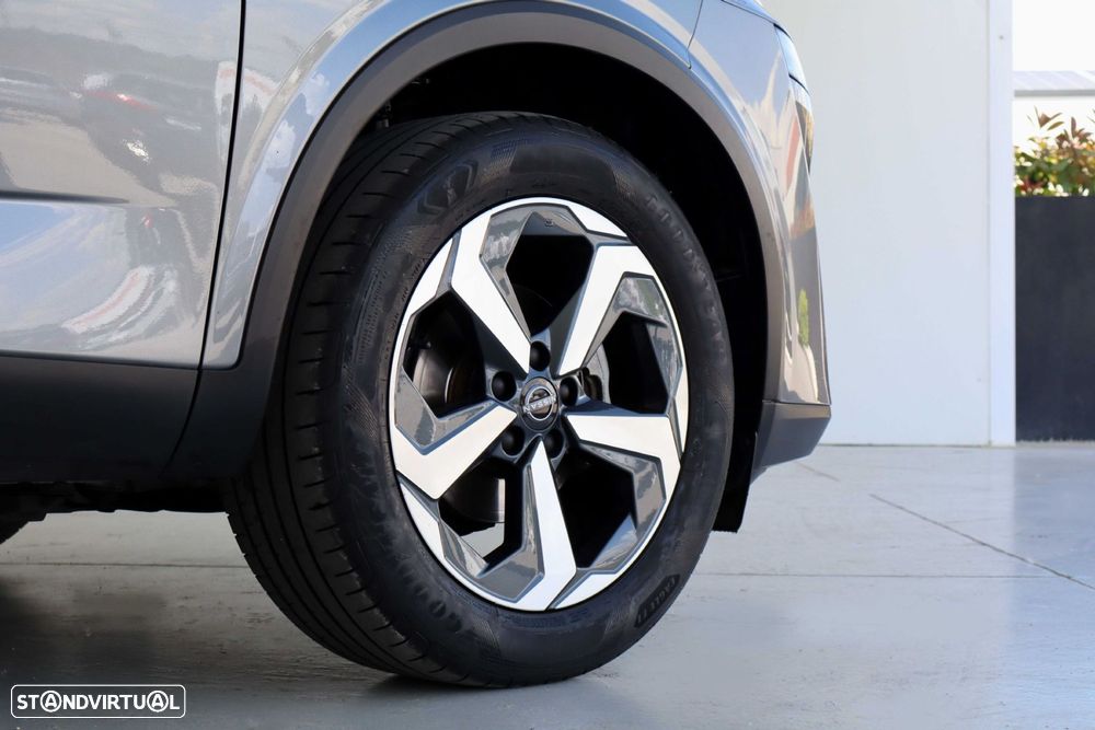 Nissan Qashqai 1.3 DIG-T N-Connecta - 12