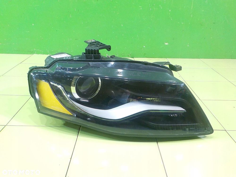 AUDI A4 B8 S-LINE 1.8 TFSI 08r SEDAN XENON lampa prawa przod 8K0941004D - 1