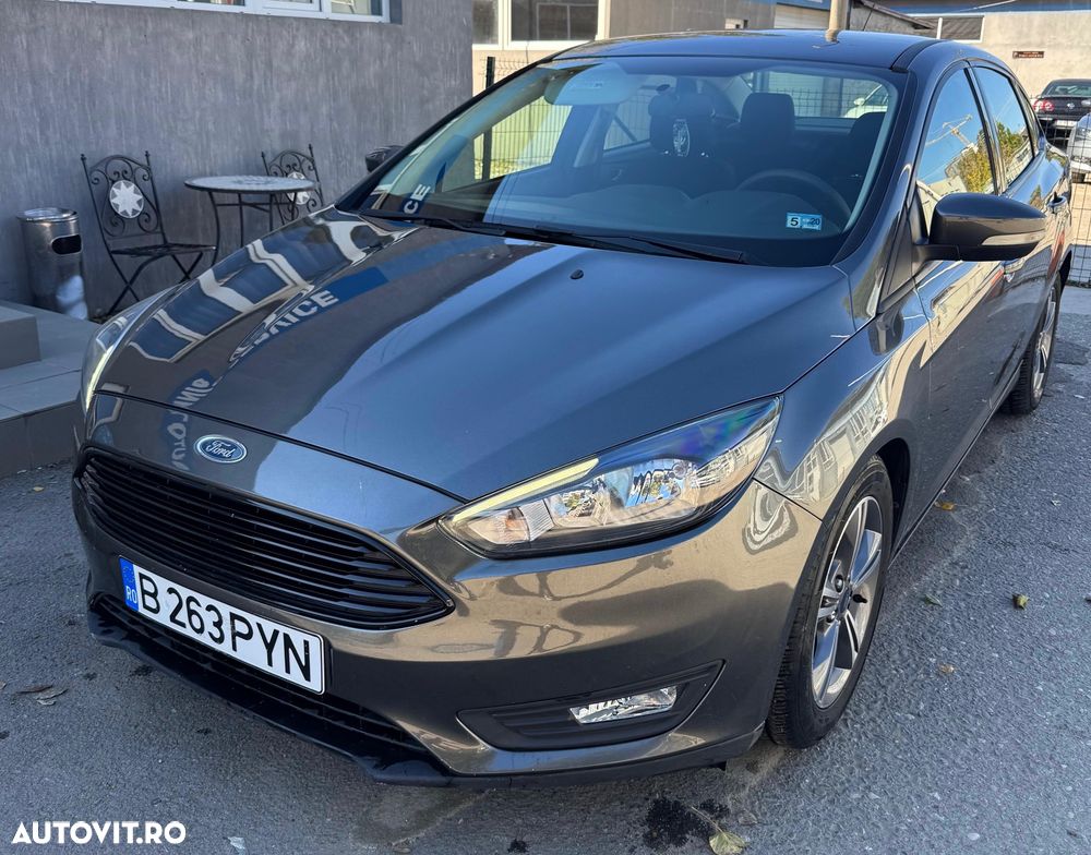 Ford Focus - 1