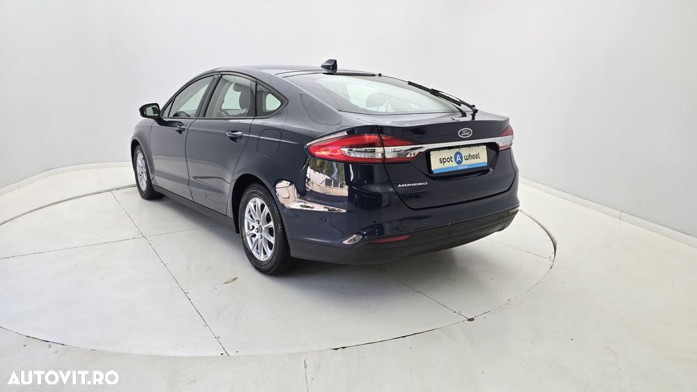 Ford Mondeo - 8