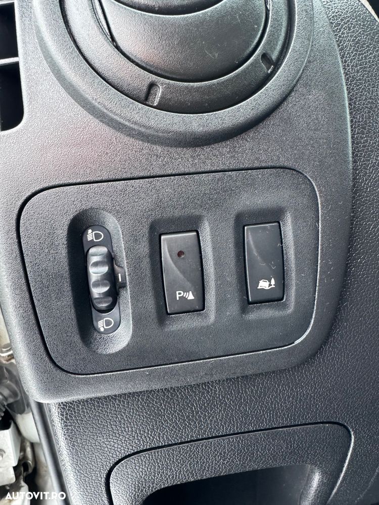 Renault Master 7 Locuri + spatiu marfa , tractiune fața , 2.3 , 170Cp - 18