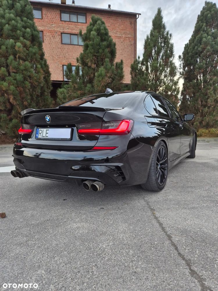 BMW Seria 3 318d M Sport - 14