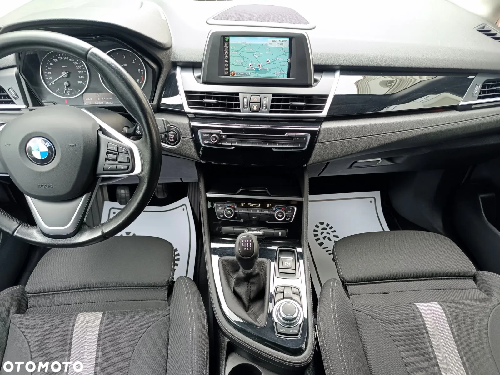 BMW Seria 2 218d Sport Line - 29