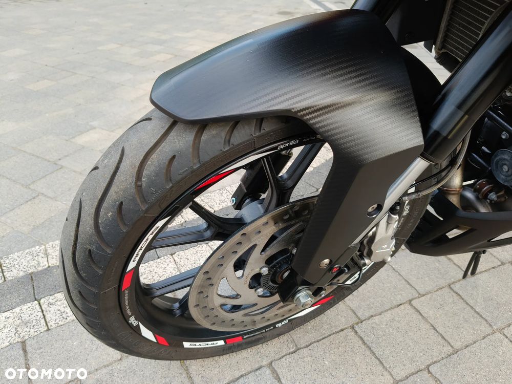 Aprilia Tuono - 14