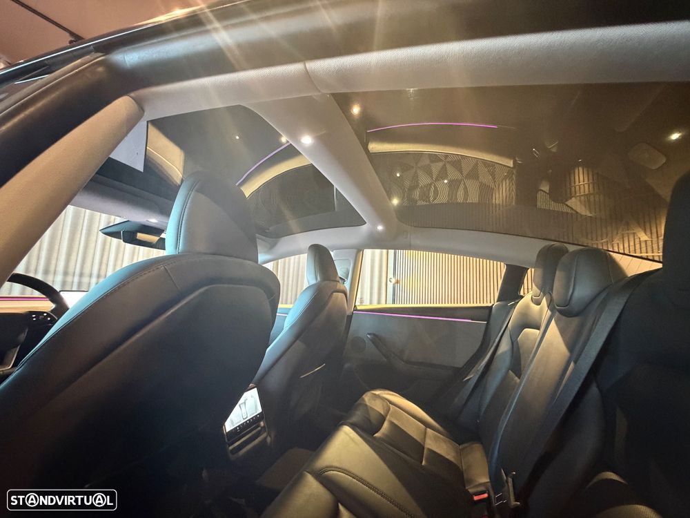 Tesla Model 3 Tração Traseira Premium - 34
