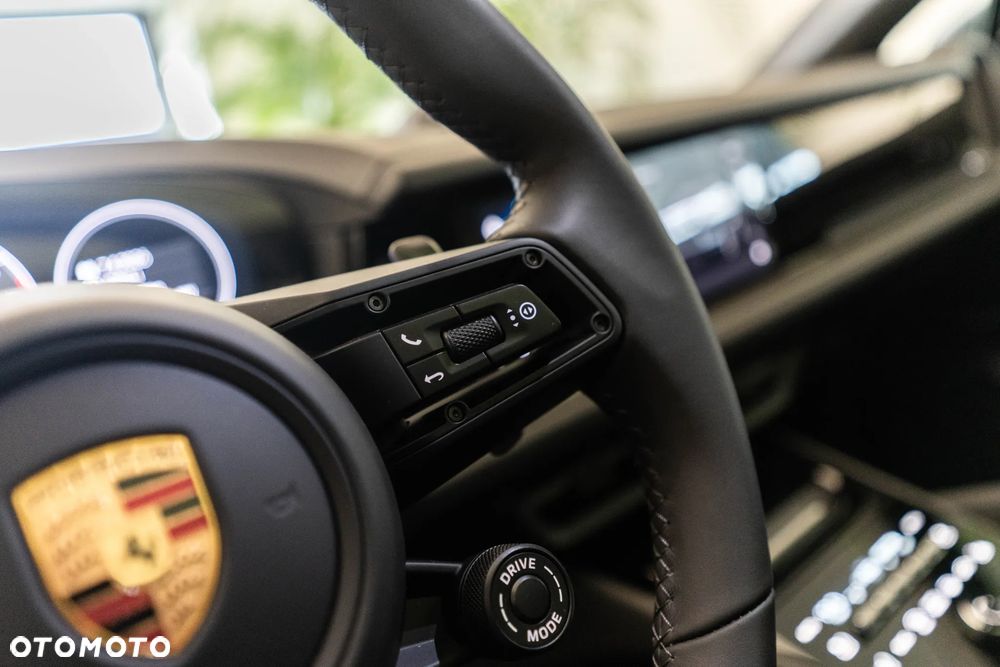 Porsche Cayenne Black Edition - 28