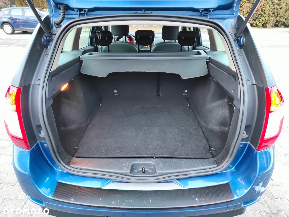 Dacia Logan TCe 90 Prestige - 17