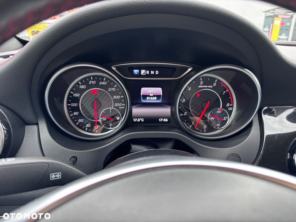 Mercedes-Benz CLA - 10