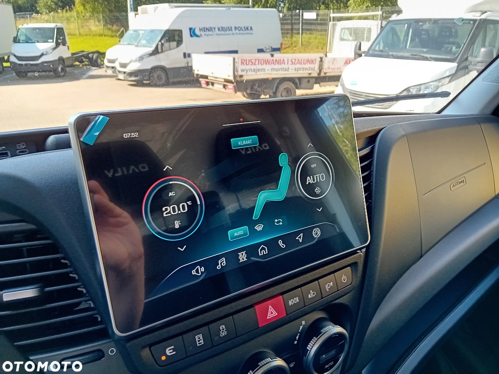 Iveco Daily 35S18HA8 V 3.0 Diesel Hi-Matic Furgon L4H3 - 9