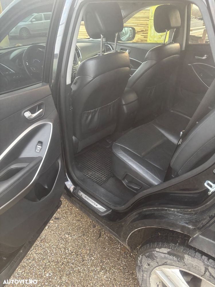 Hyundai Santa Fe 2.2 CRDi 4WD 7 seats Luxury+ - 12