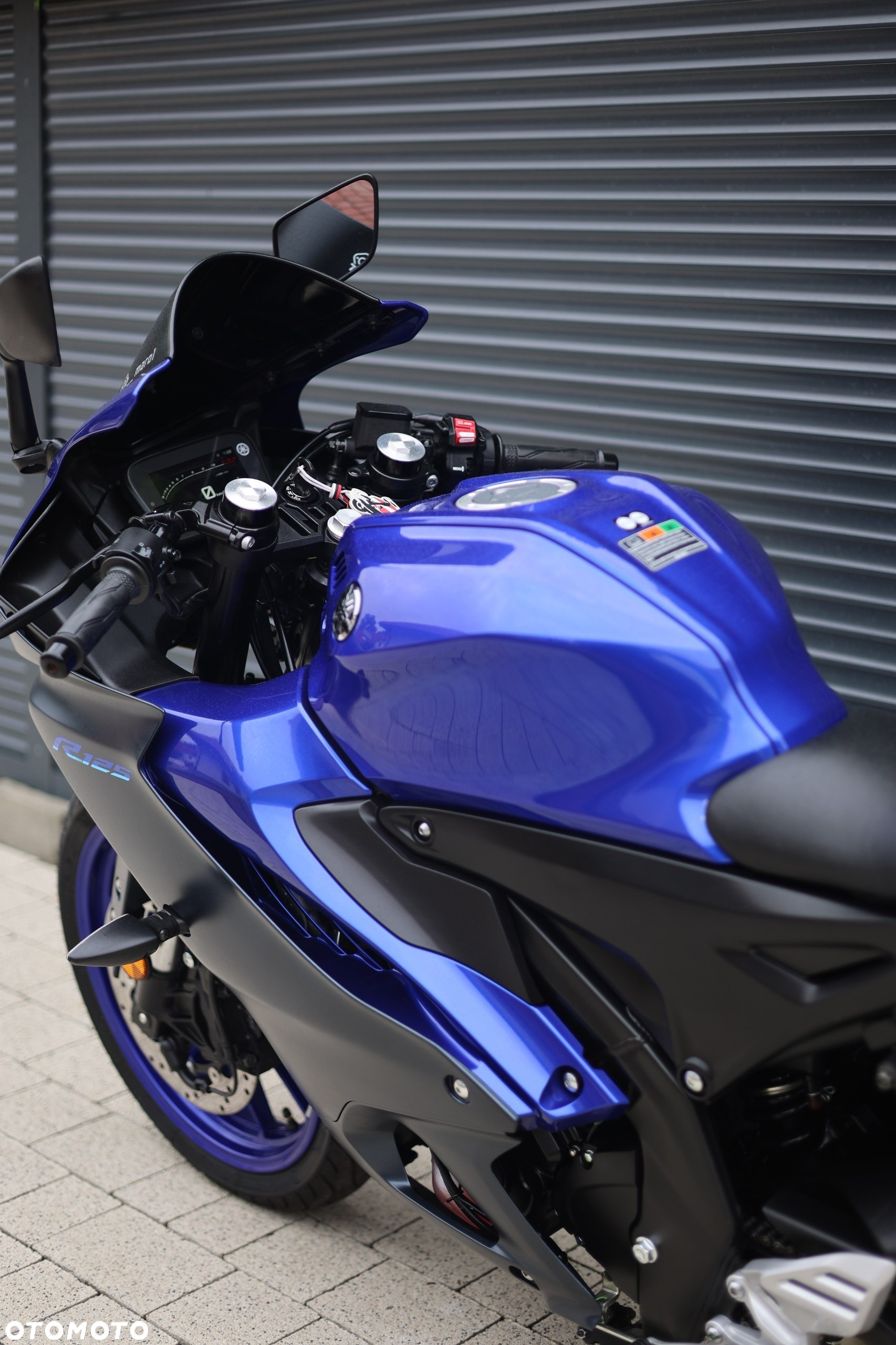 Yamaha YZF - 13