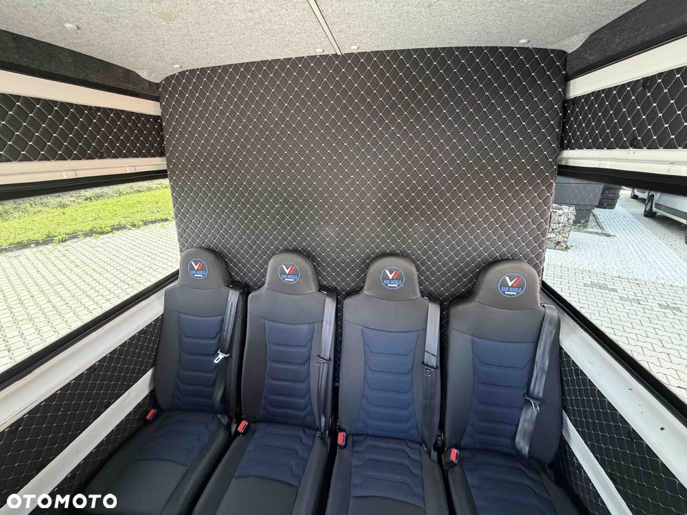 Volkswagen CRAFTER BRYGADÓWKA - 17