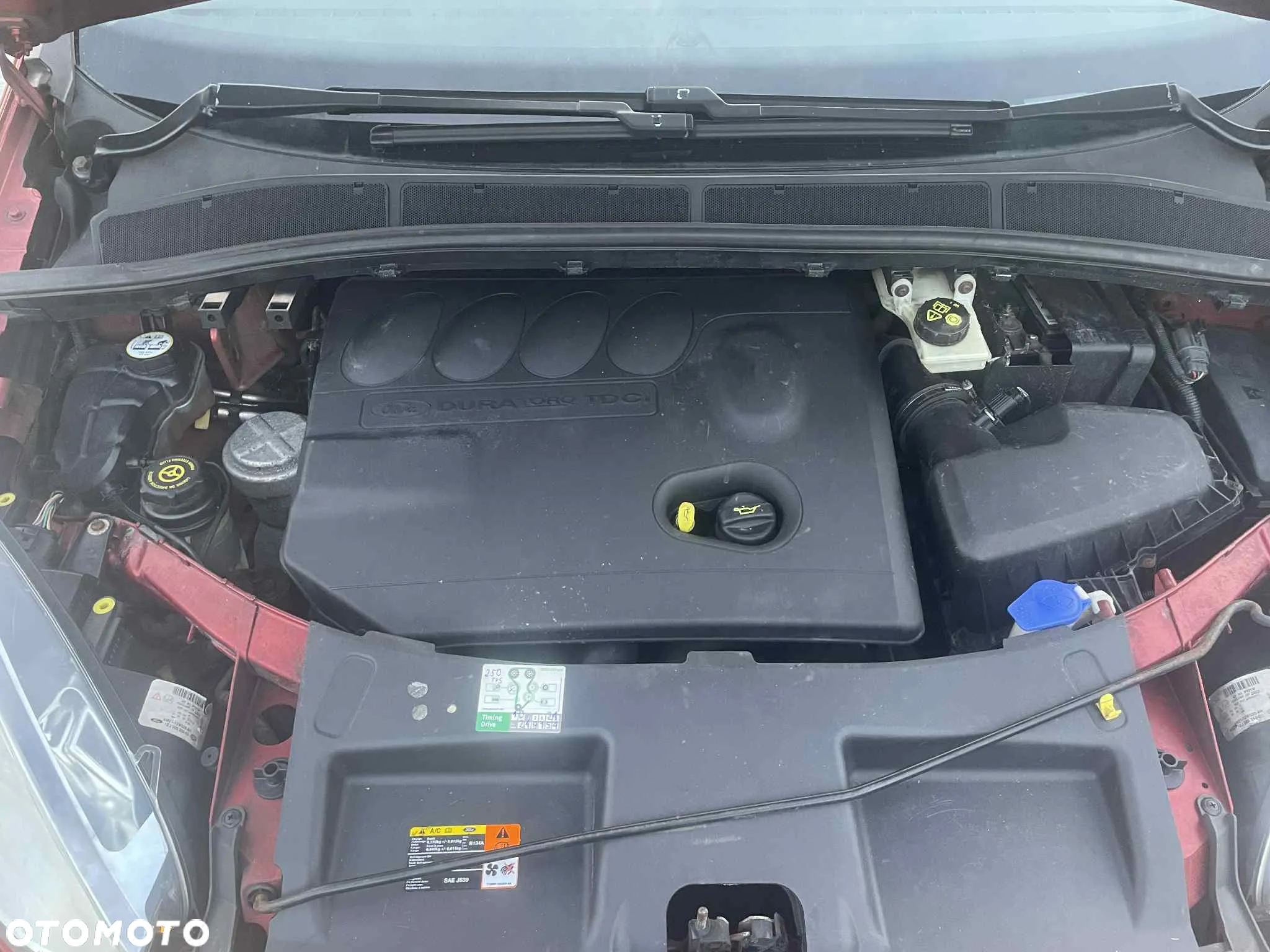 Ford S-Max - 11