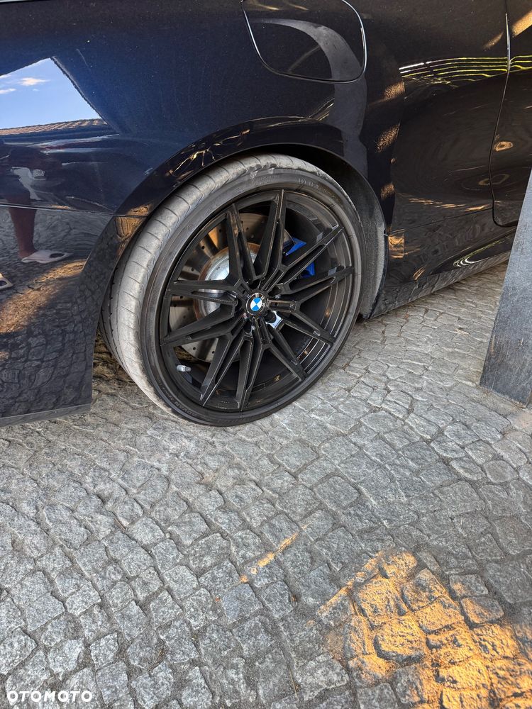 BMW Seria 8 - 21