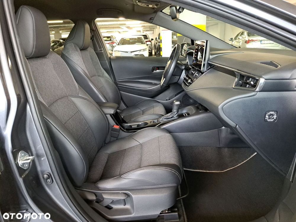 Toyota Corolla 1.8 Hybrid Style - 16