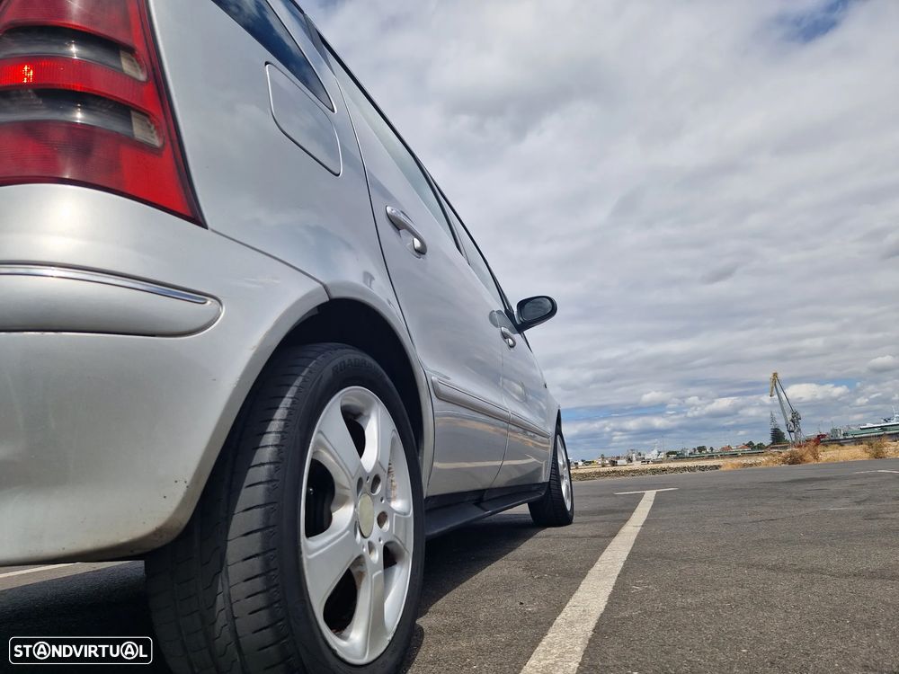 Mercedes-Benz A 170 CDi Avantgarde Longo - 6