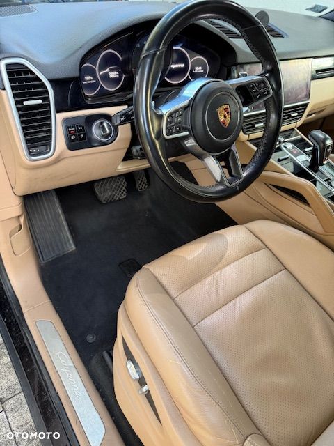 Porsche Cayenne Standard - 8