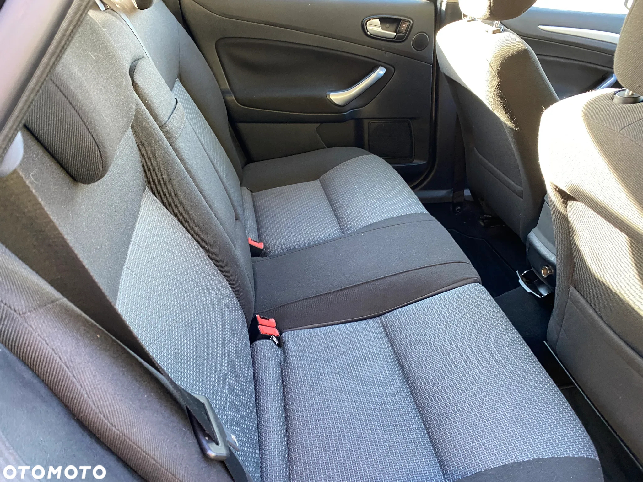 Ford Mondeo 2.0 TDCI Trend - 15