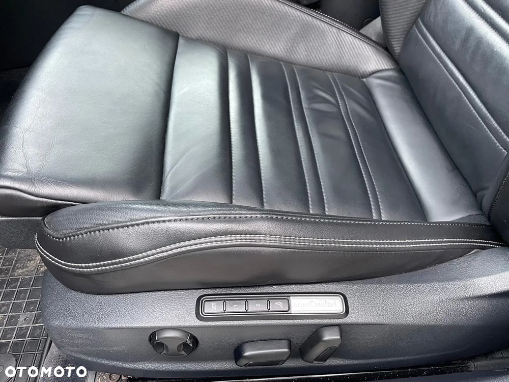 Volkswagen Passat 2.0 TDI 4Mot Elegance DSG - 23
