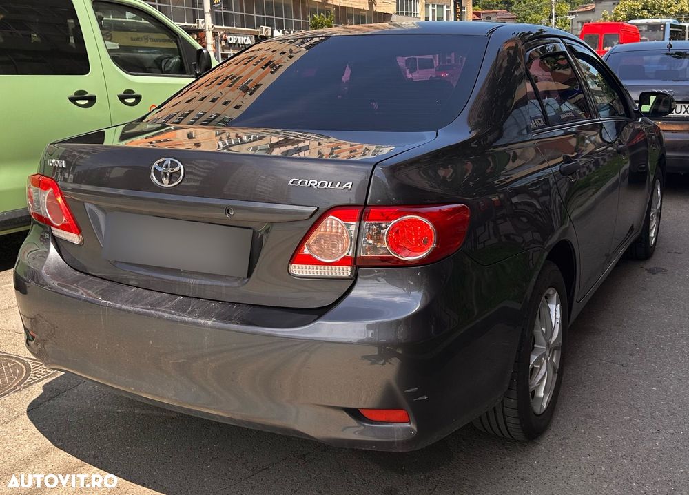 Toyota Corolla - 21