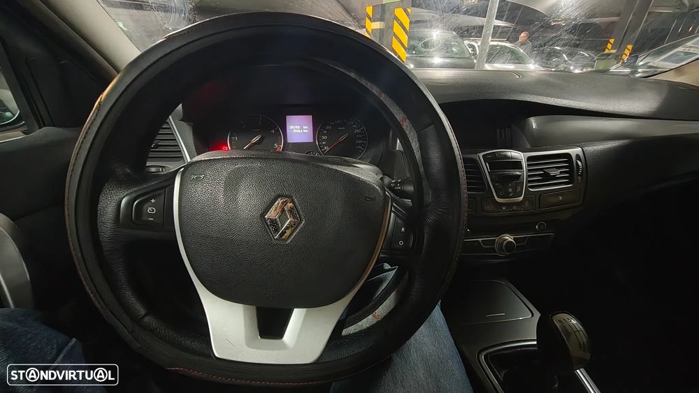 Renault Laguna 1.5 dCi Black Line - 4