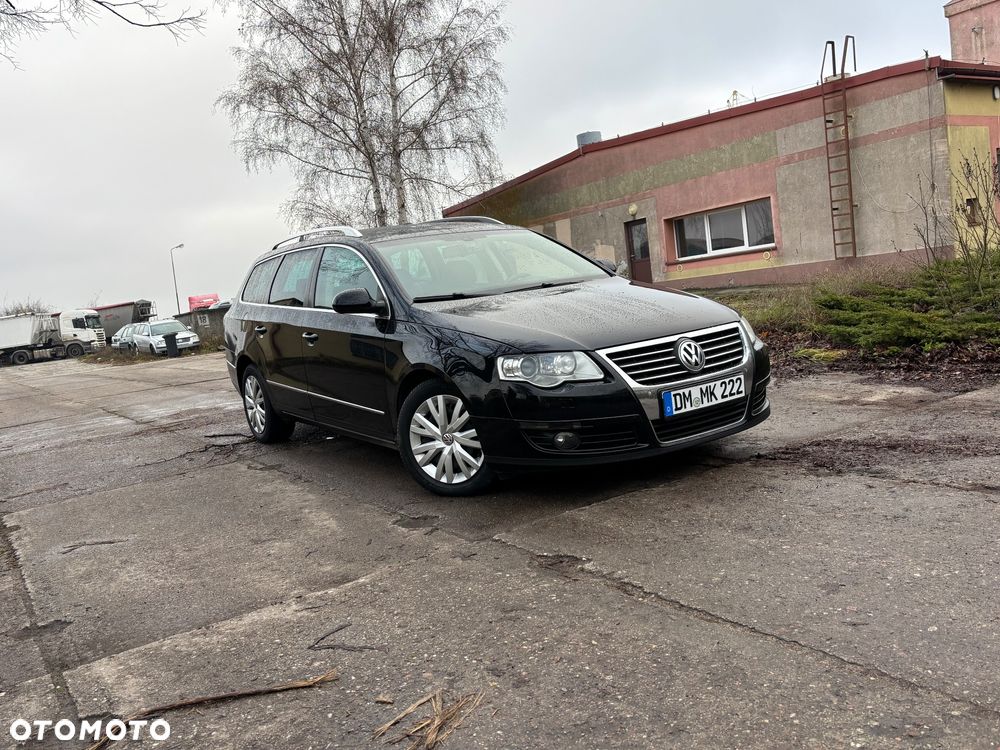 Volkswagen Passat 2.0 TDI DPF BlueMotion Technology Highline - 31