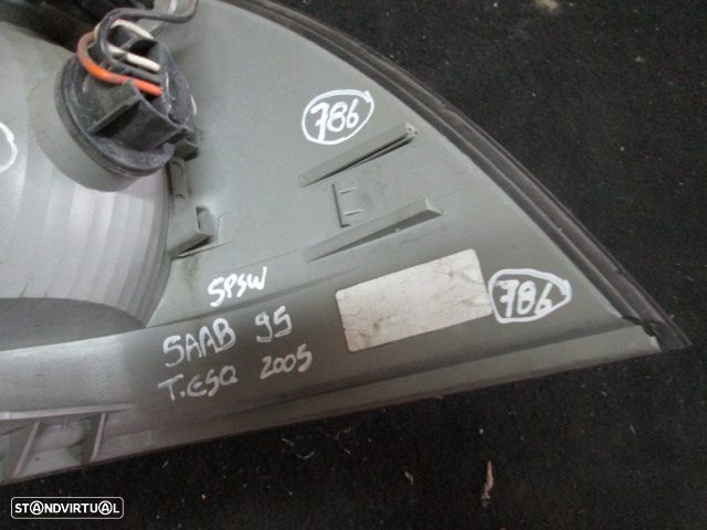 Farol Tras REF0786 SAAB 95 2005 5P SW ESQ HELLA - 3
