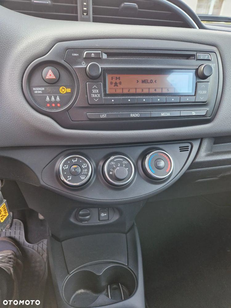 Toyota Yaris - 21