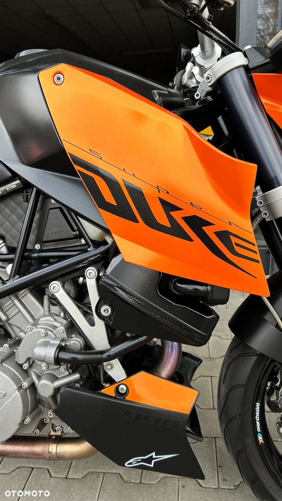 KTM Super Duke - 25