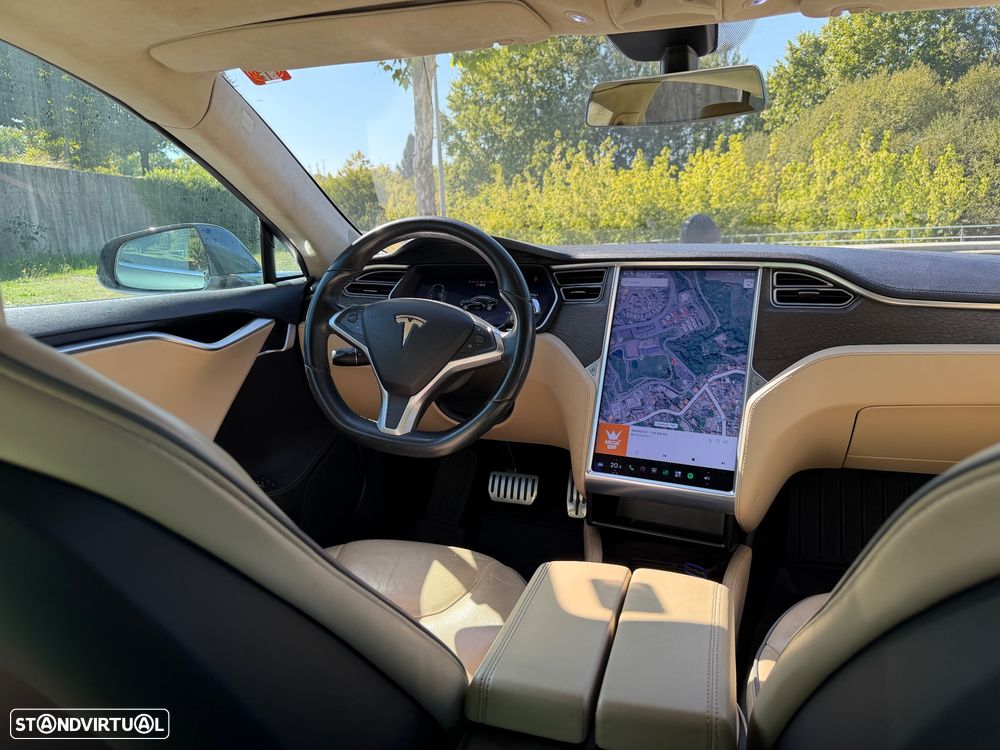 Tesla Model S 85 Perfomance - 24