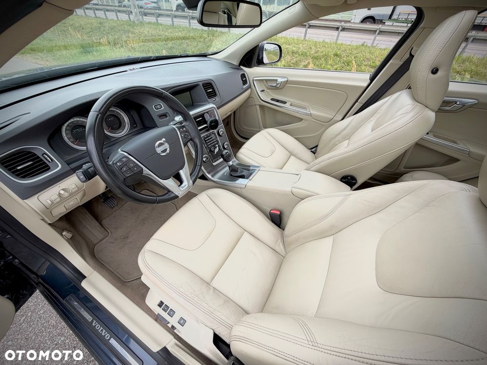Volvo S60 D4 Summum - 5
