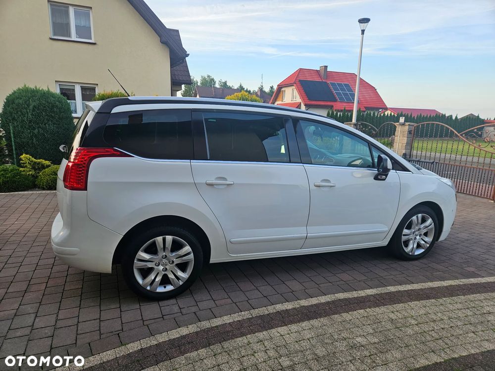 Peugeot 5008 HDI 115 Active - 8