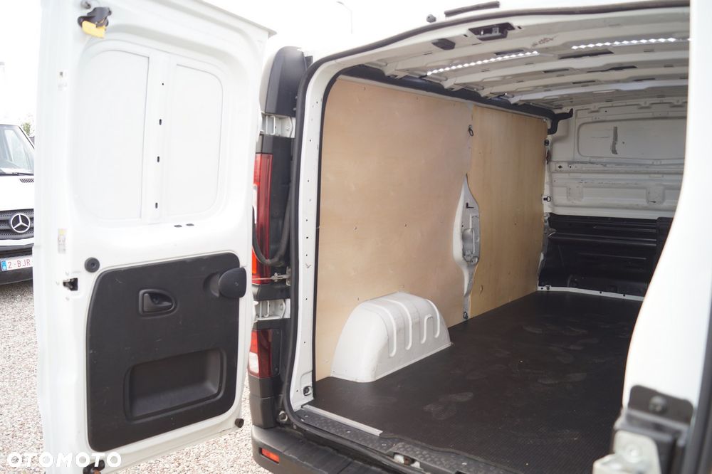 Renault Trafic - 29