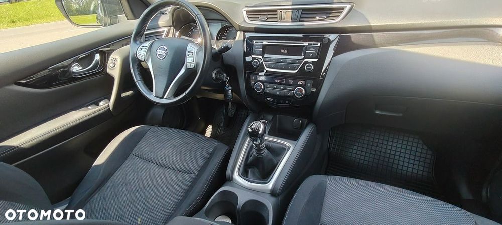 Nissan Qashqai 1.2 DIG-T Acenta EU6 - 9