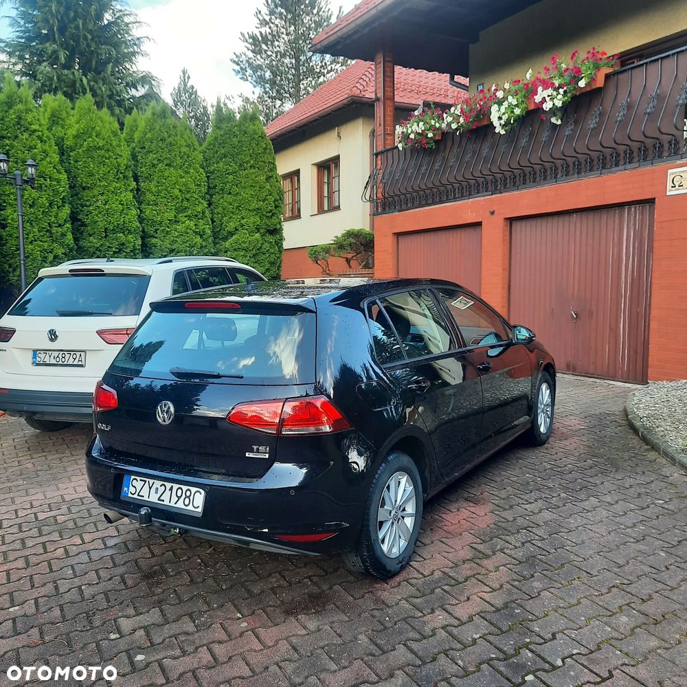 Volkswagen Golf - 16