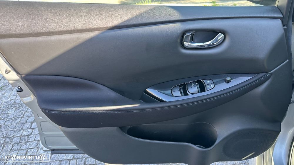 Nissan Leaf N-Connecta - 19