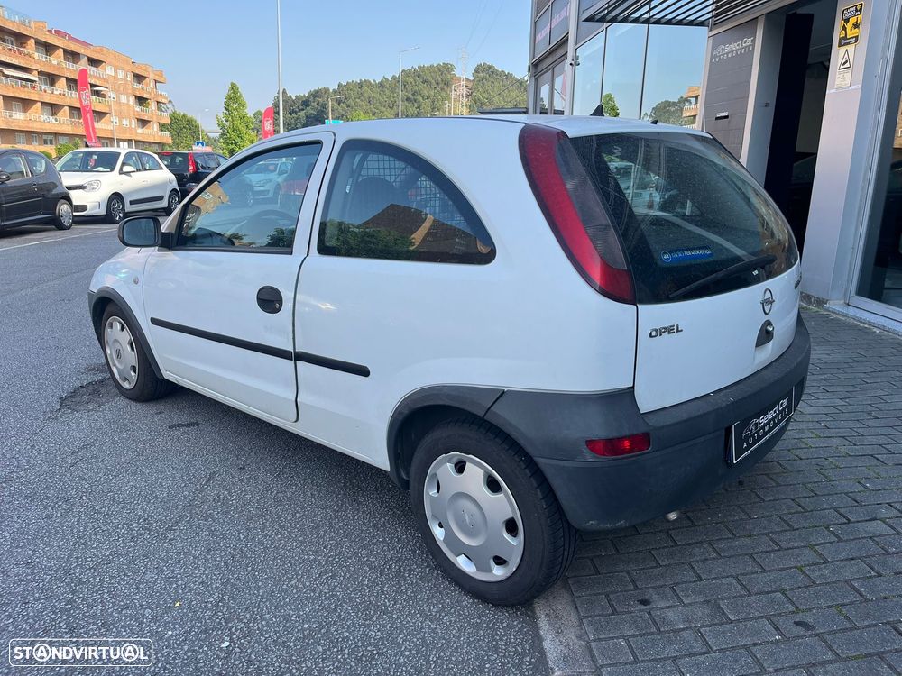 Opel Corsa 1.7 DI - 4