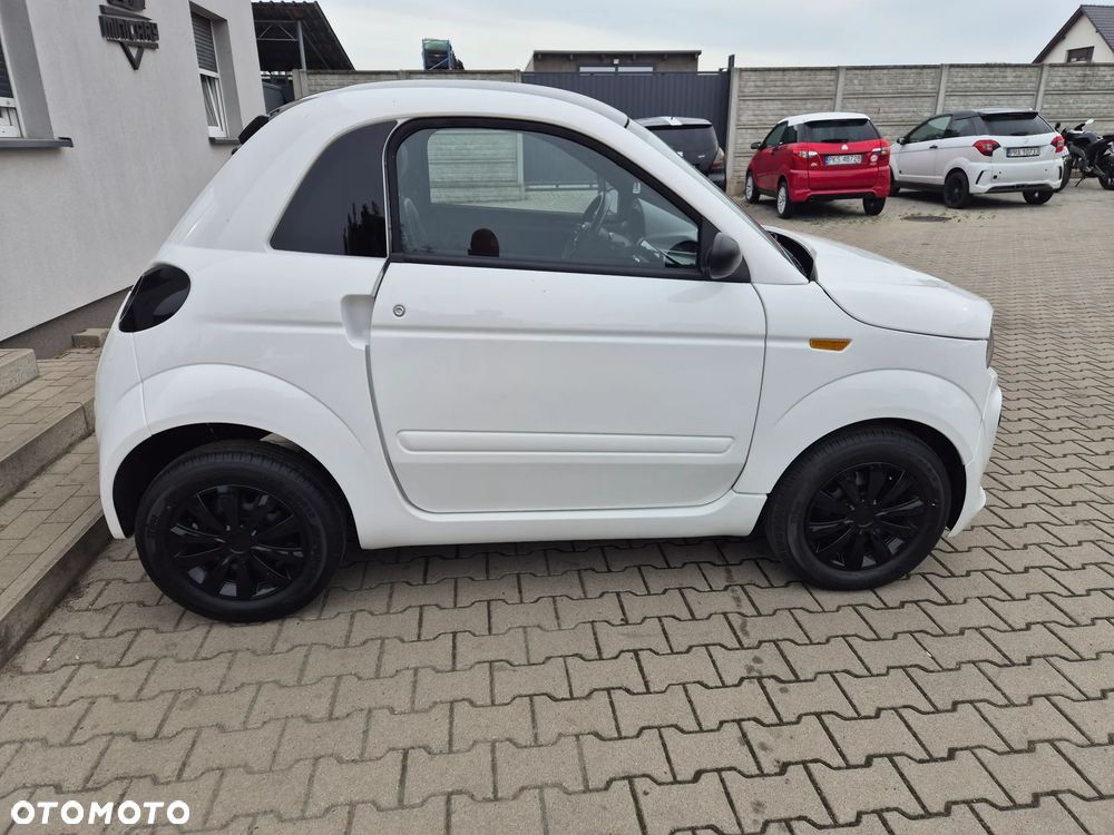 Microcar DUE - 7