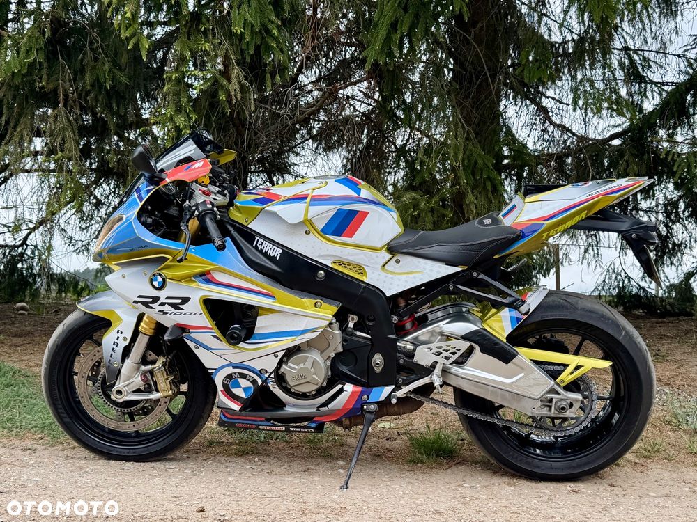 BMW S - 13