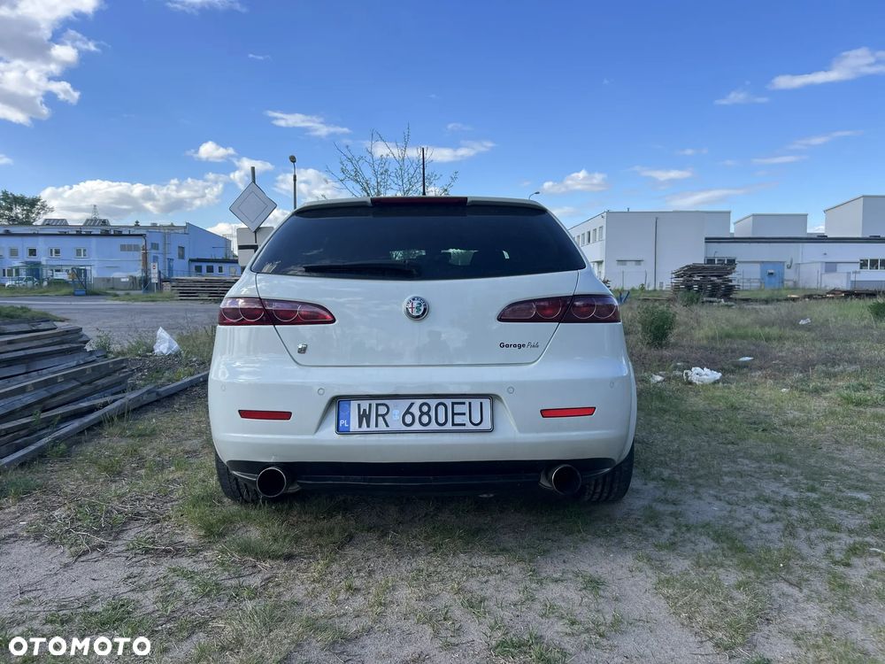 Alfa Romeo 159 2.4 JTDM 20V DPF Q4 ti - 9