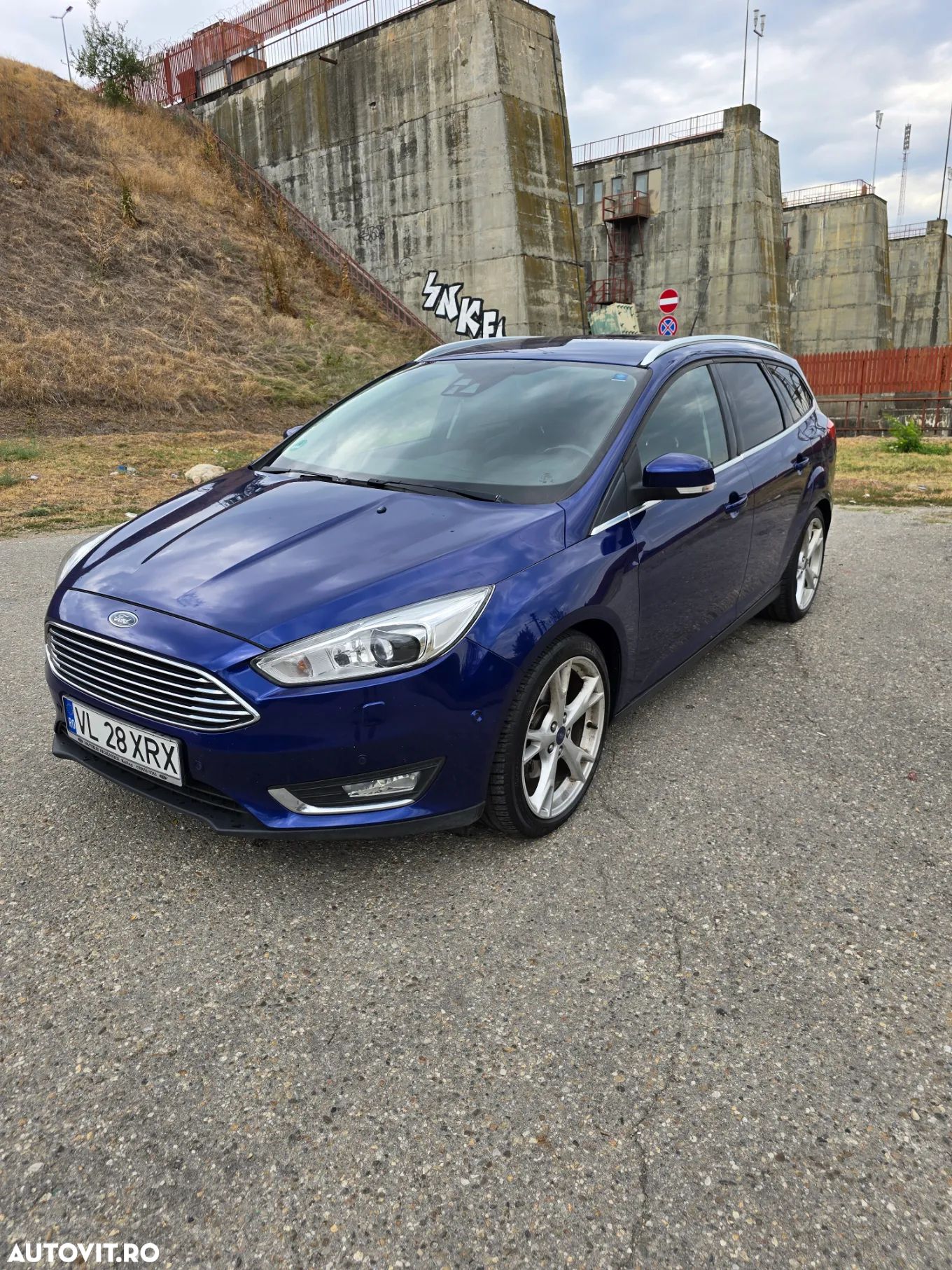 Ford Focus 1.5 Ecoboost Titanium Business - 1