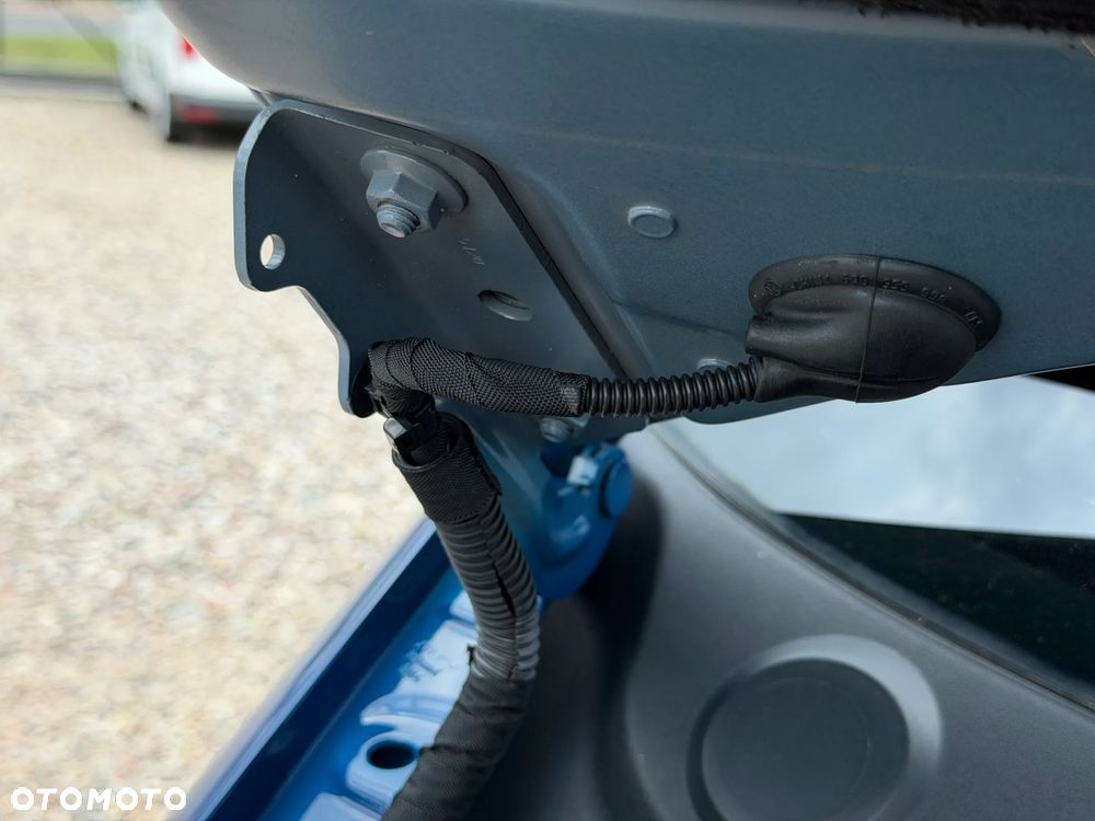 Volkswagen CRAFTER L2H1 Salon Polska Jak Nowy Pełny serwis ASO VW Trwał silnik 2.0TDI 140KM bez BiTurbo! Kamera cofania Parktroniki Przód oraz Tył, Fabryczna zabudowa przestrzeni ładunkowej, Homologacja VAT-1 Alarm, Tempomat z ogranicznikiem pręd.. MirrorLink, Android Auto, Apple Carplay, Ekran 6,5' - 38