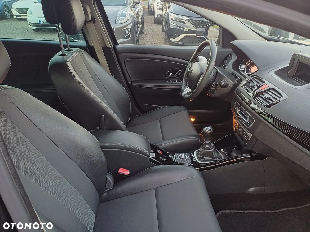 Renault Megane Grandtour TCe 130 BOSE Edition - 10